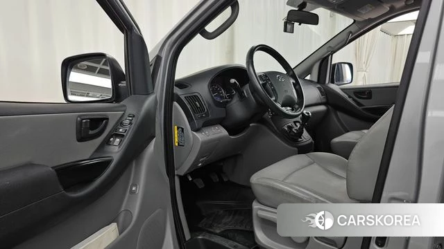 Hyundai The New Grand Starex id 4632451 из Кореи 31