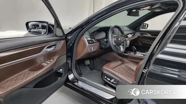 BMW 7 Series (G11) id 2902314 из Кореи 20