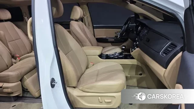 Kia The New Carnival id 3788879 из Кореи 20