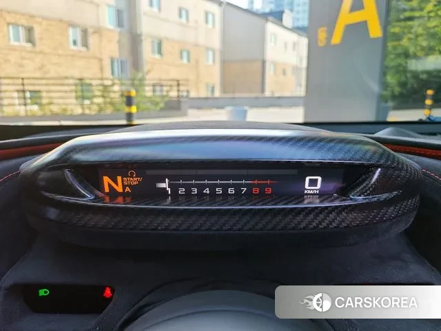 McLaren 765LT id 3257218 из Кореи 20