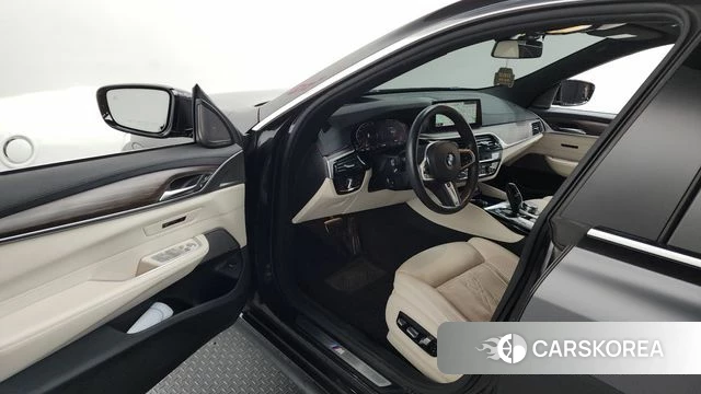 BMW 6 Series GT (G32) id 4187853 из Кореи 34