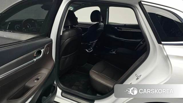 Hyundai The New Grandeur IG Hybrid id 4284838 из Кореи 35
