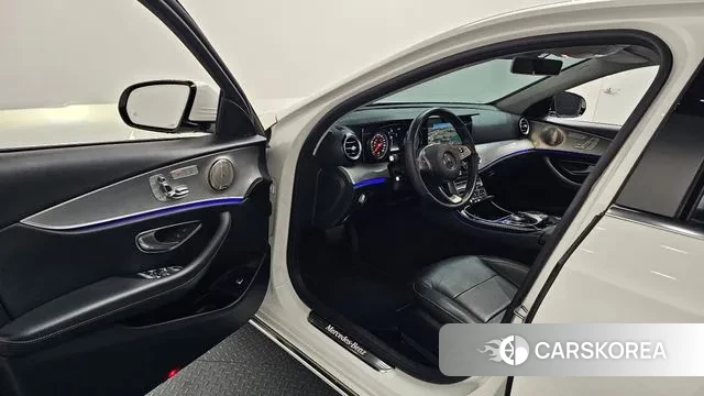 Mercedes-Benz E-Class W213 id 3469973 из Кореи 20