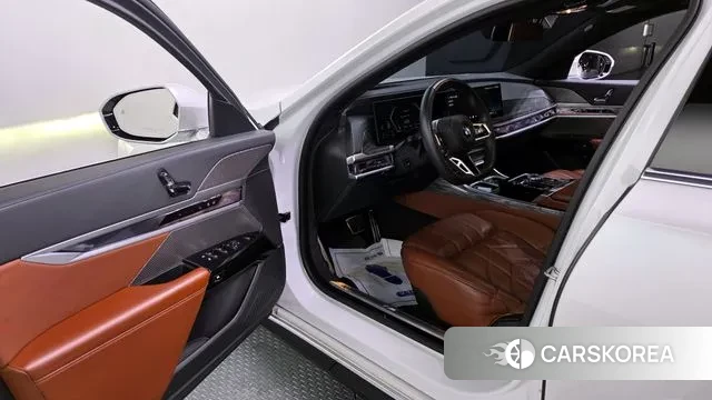 BMW 7 Series (G70) id 3251753 из Кореи 20