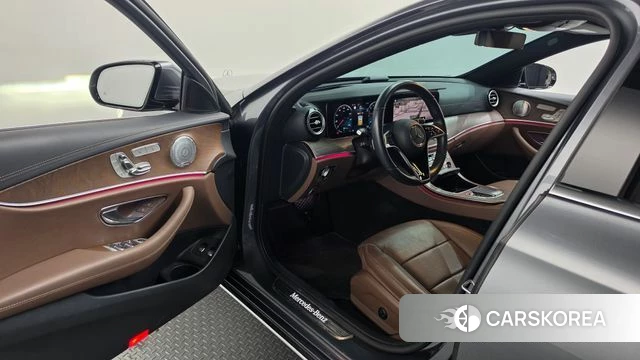 Mercedes-Benz E-Class W213 id 4780177 из Кореи 35