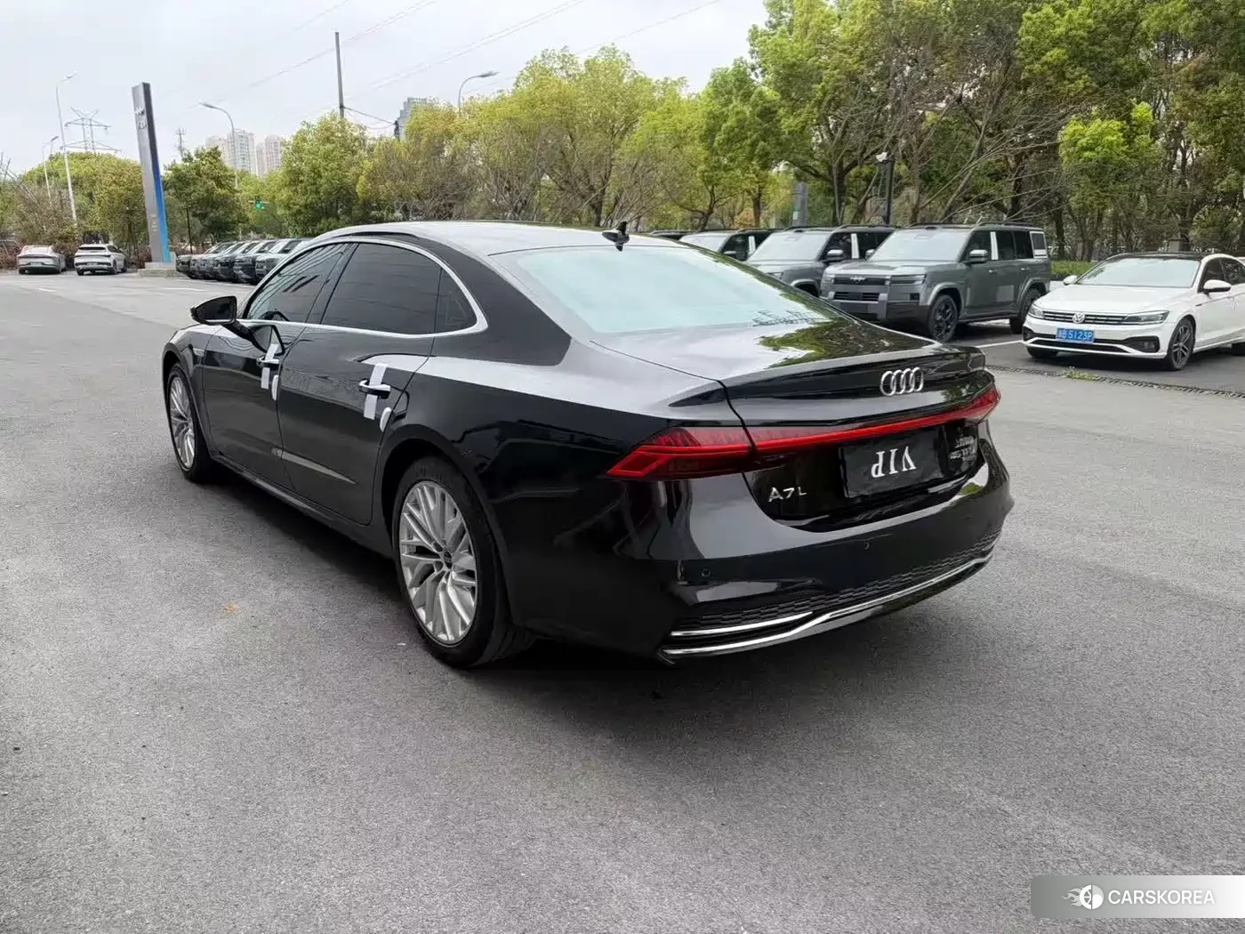 Audi A7L id 4553886 из Китая 12