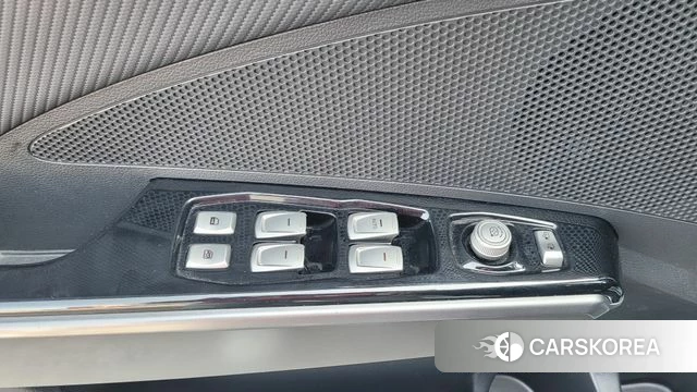 Ssangyong Tivoli Air id 3879850 из Кореи 17