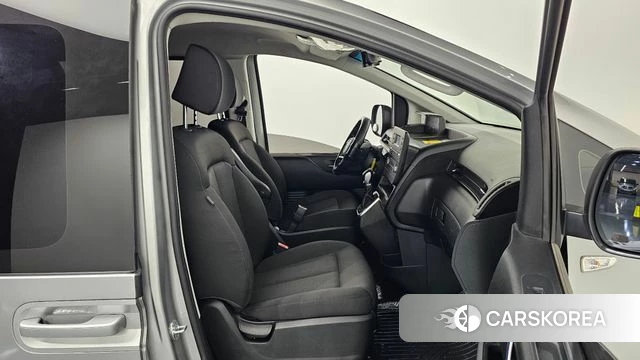Hyundai Staria id 4603935 из Кореи 32