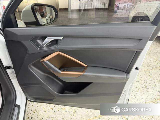 Audi Q3 id 4276478 из Китая 24