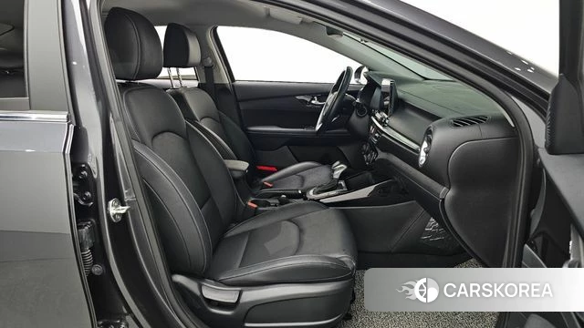 Kia Come New K3 id 3936349 из Кореи 20