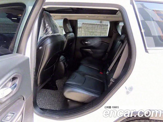 Jeep Cherokee (KL) id 2514099 из Кореи 19