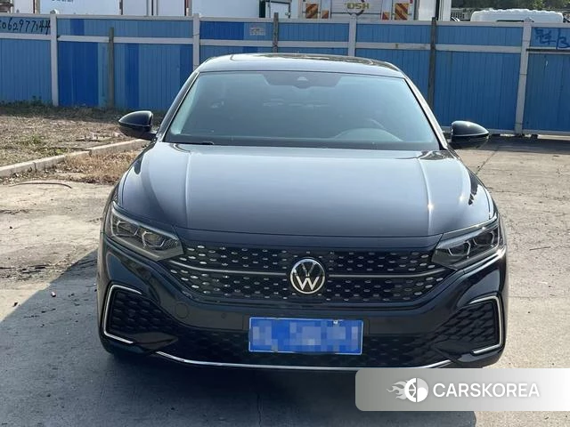Volkswagen Passat id 4241532 из Китая 11