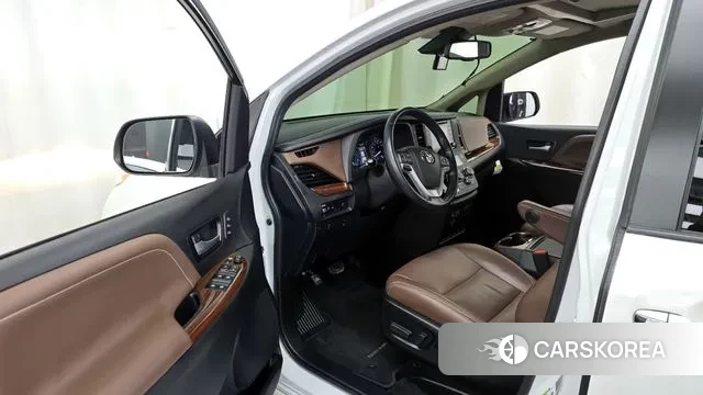 Toyota Sienna id 3754370 из Кореи 21