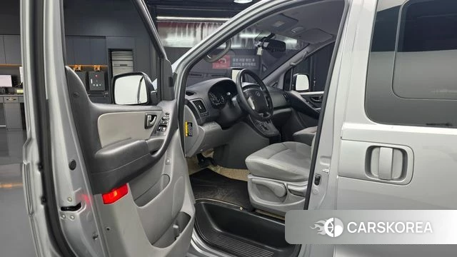 Hyundai The New Grand Starex id 3872917 из Кореи 20