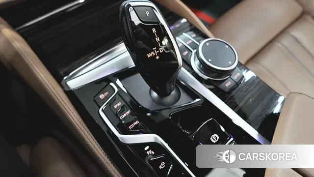 BMW 5 Series (G30) id 3545916 из Кореи 20