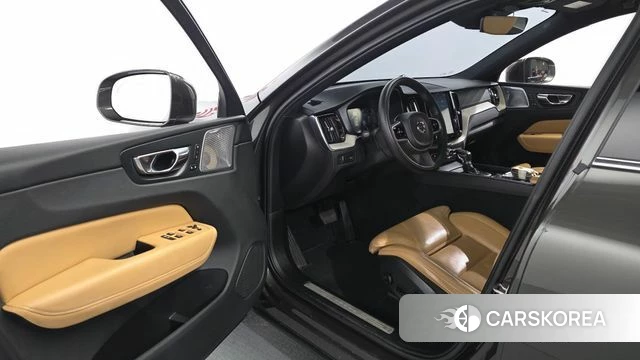 Volvo XC60 second Generation id 4188532 из Кореи 35