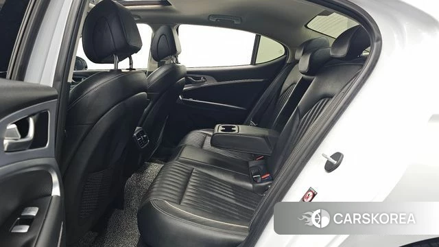 Genesis G70 id 4900352 из Кореи 32