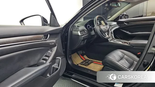 Honda Accord 10th Generation id 3779013 из Кореи 20