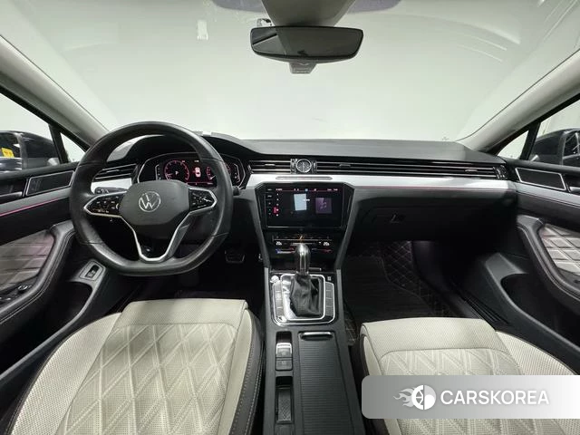 Volkswagen Magotan id 4257697 из Китая 20