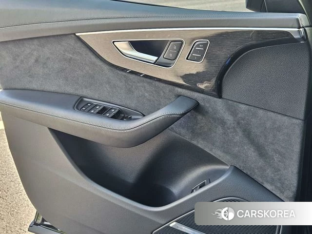 Audi Q8 id 4272051 из Китая 22