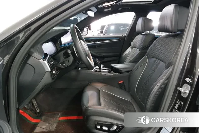 BMW 5 Series (G30) id 3433700 из Кореи 20