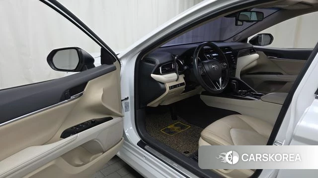 Toyota Camry (XV70) id 4180405 из Кореи 20