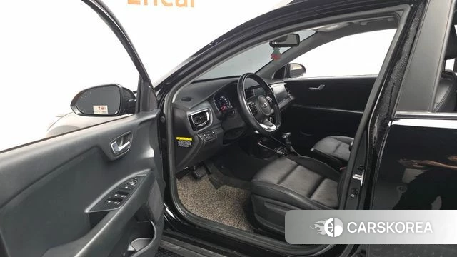 Kia Stonic id 4356288 из Кореи 30