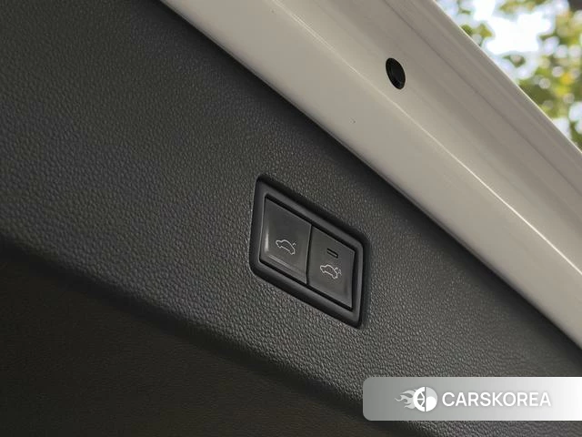Volkswagen Tiguan L id 4277816 из Китая 31