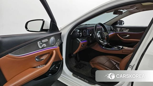 Mercedes-Benz E-Class W213 id 4384399 из Кореи 39