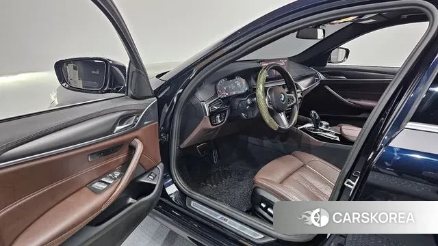 BMW 5 Series (G30) id 3420601 из Кореи 20