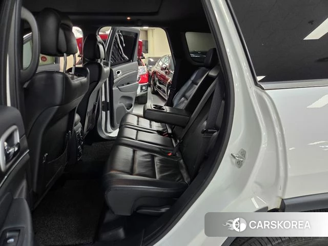 Jeep Grand Cherokee id 4298771 из Кореи 20