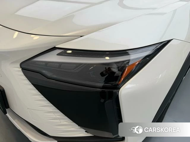 Lexus RZ id 4259766 из Китая 20