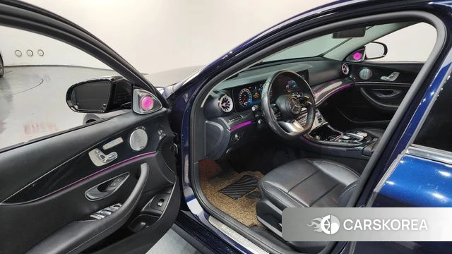 Mercedes-Benz E-Class W213 id 4776478 из Кореи 36