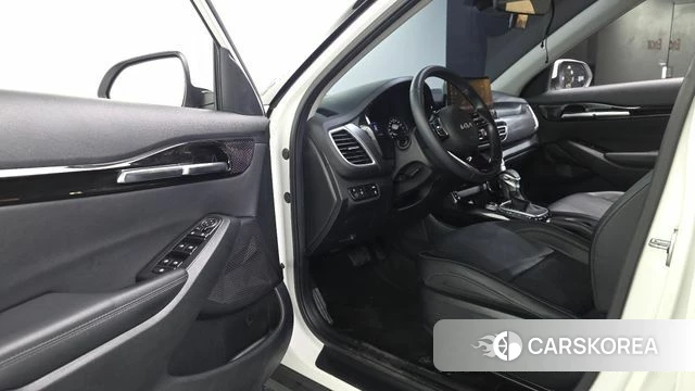 Kia Seltos id 4458101 из Кореи 33