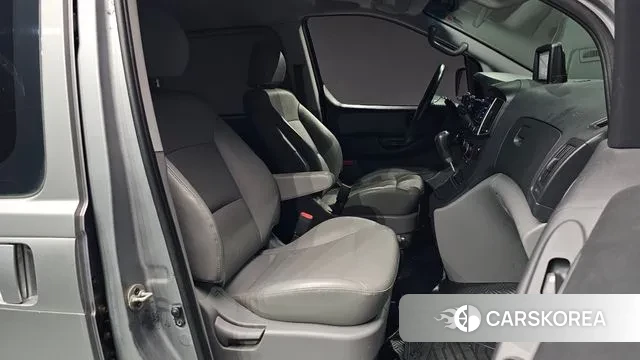 Hyundai The New Grand Starex id 3646941 из Кореи 20