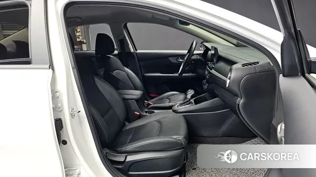 Kia Come New K3 id 3344224 из Кореи 20