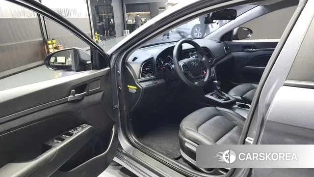 Hyundai Avante AD id 2986796 из Кореи 20