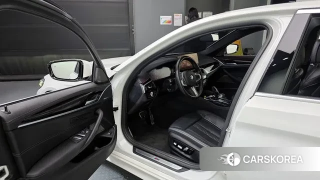 BMW 5 Series (G30) id 2975298 из Кореи 20