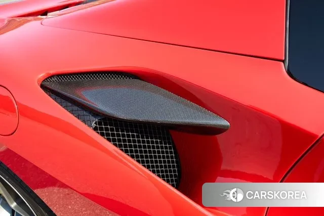 Ferrari F8 Spider id 3596771 из Кореи 11