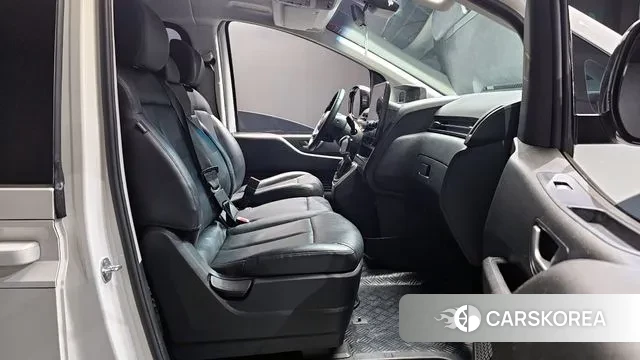 Hyundai Staria id 3507516 из Кореи 20