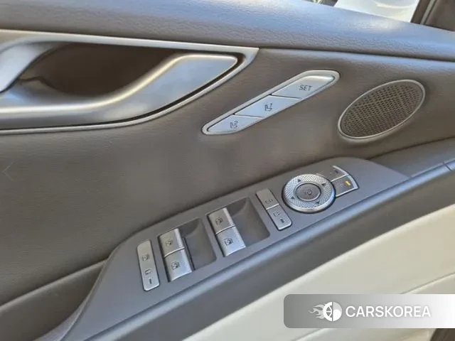 Genesis G80 (RG3) id 3525425 из Кореи 12