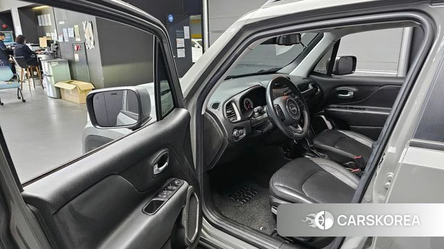 Jeep Renegade id 4310032 из Кореи 30