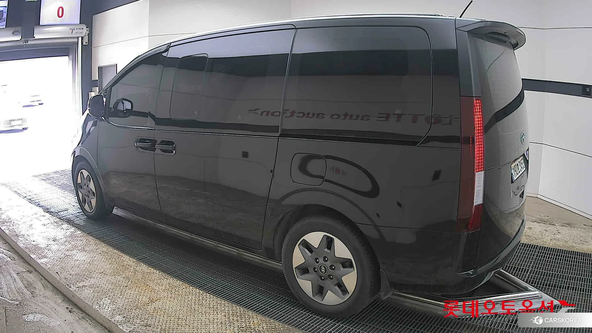 Hyundai Staria id 3875793 из Кореи 38