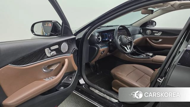 Mercedes-Benz E-Class W213 id 4251176 из Кореи 20