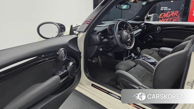 Mini Cooper S id 4423496 из Кореи 31