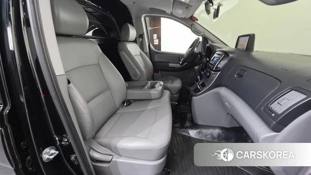 Hyundai The New Grand Starex id 4530281 из Кореи 20