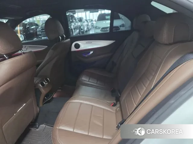 Mercedes-Benz E-Class W213 id 3464159 из Кореи 17
