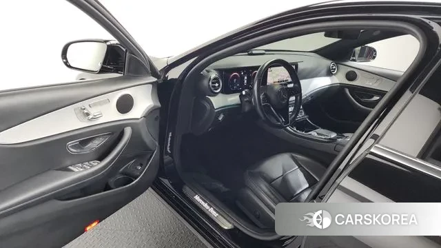 Mercedes-Benz E-Class W213 id 3587626 из Кореи 20