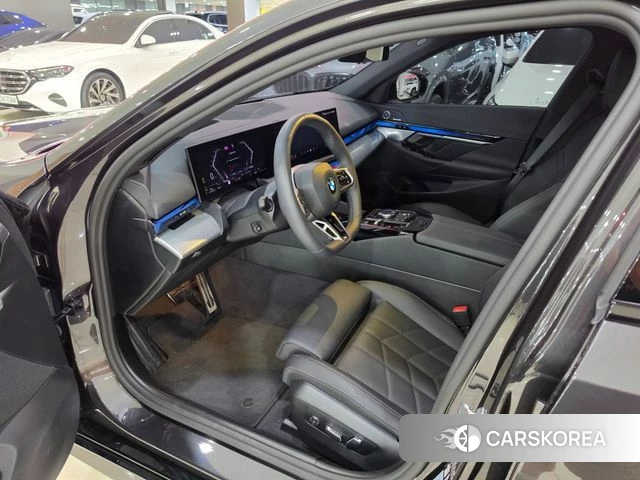 BMW 5 Series (G60) id 4487665 из Кореи 20