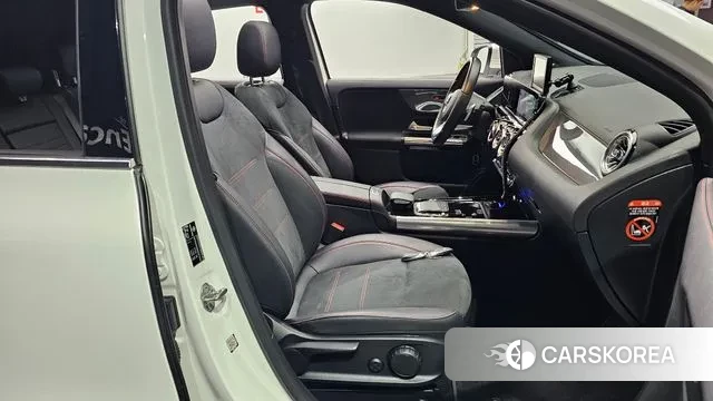 Mercedes-Benz GLA - Class H247 id 3539407 из Кореи 20